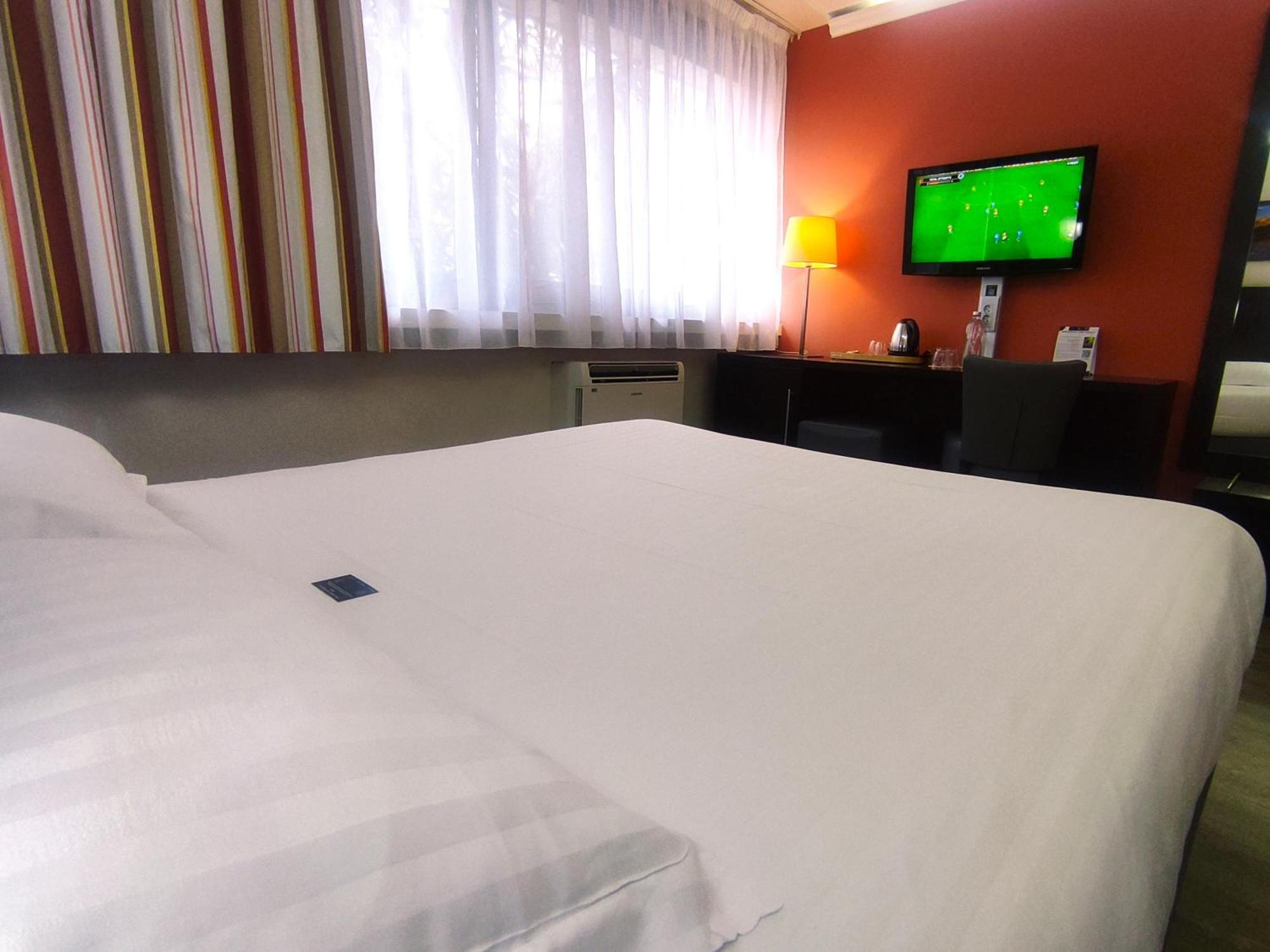Contact Hotel Be Guest Limoges Sud Dış mekan fotoğraf